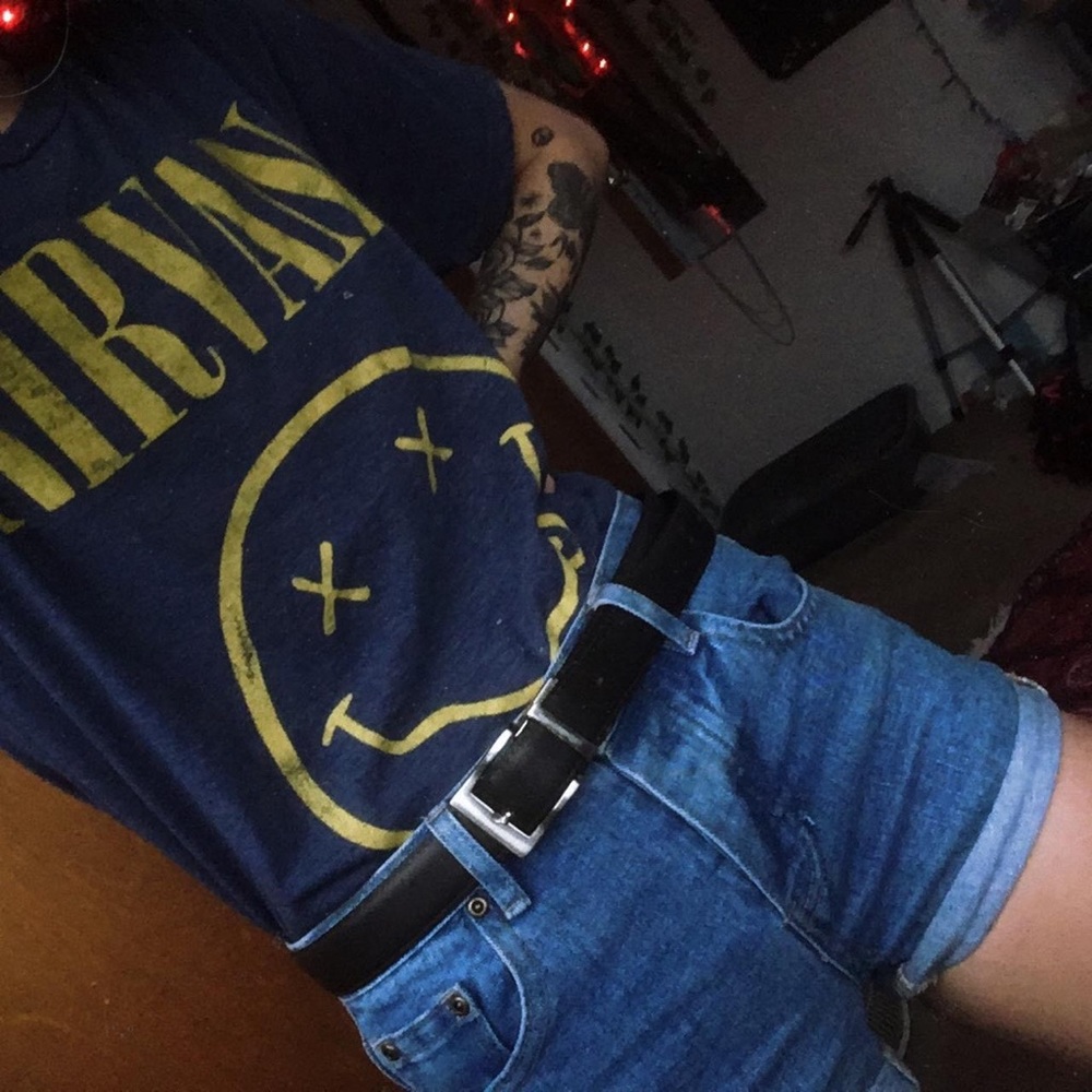 Nirvana Grunge T-Shirt 💛